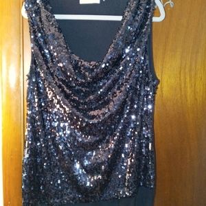 Sleeveless, sequin top.